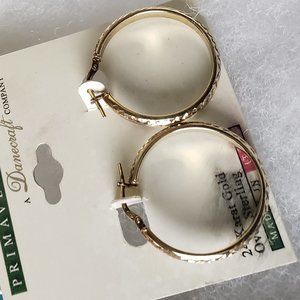 2/85$ NWT 24k gold over sterling earrings